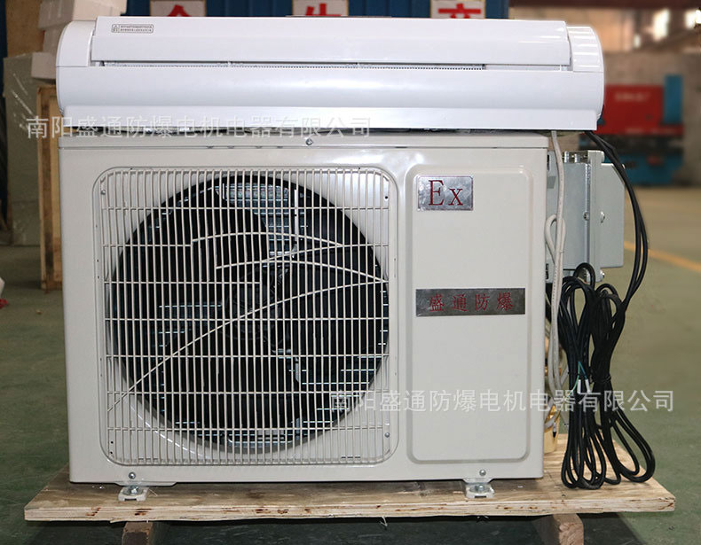 ��������x��������{��