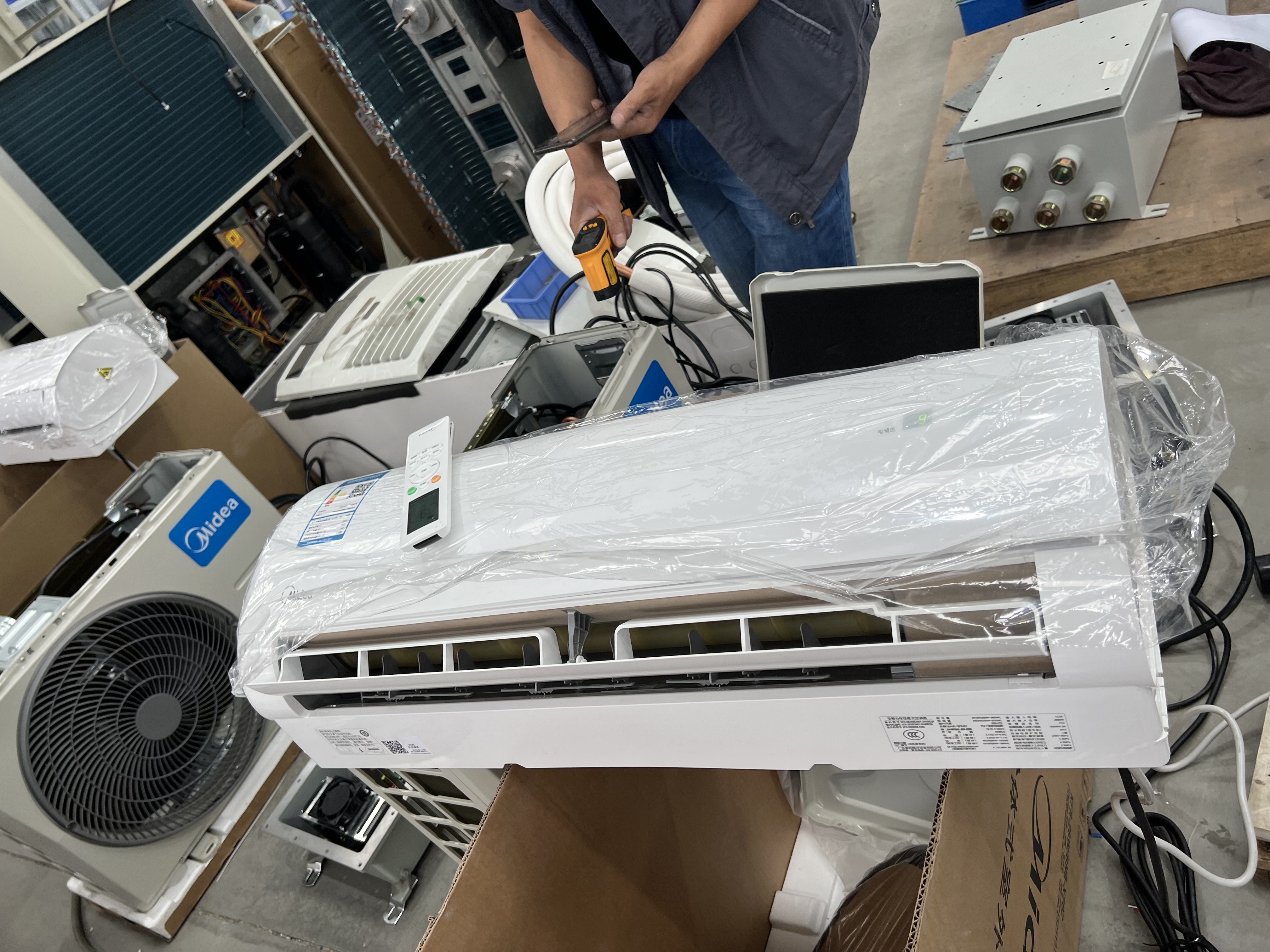 ¡�ַ������{(di��o)�����c(di��n)�͹���